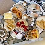Panoraias Luxury Apartment Kyparissia