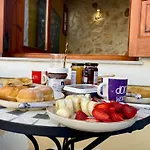 Panoraias Luxury * Kyparissia