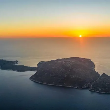 Panoraias Luxury * Kyparissia