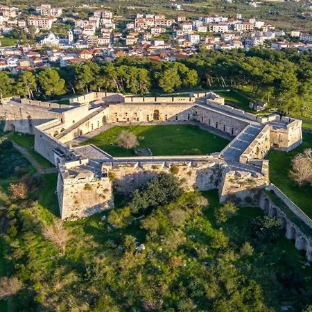 Panoraias Luxury Kyparissia