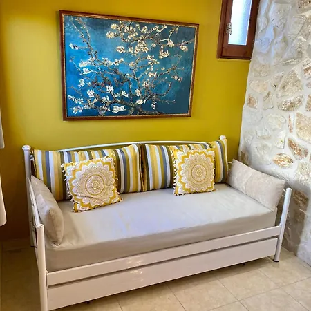 Panoraias Luxury Kyparissia
