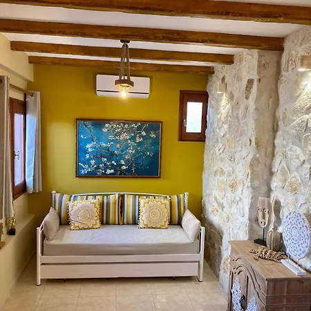 Panoraias Luxury * Kyparissia
