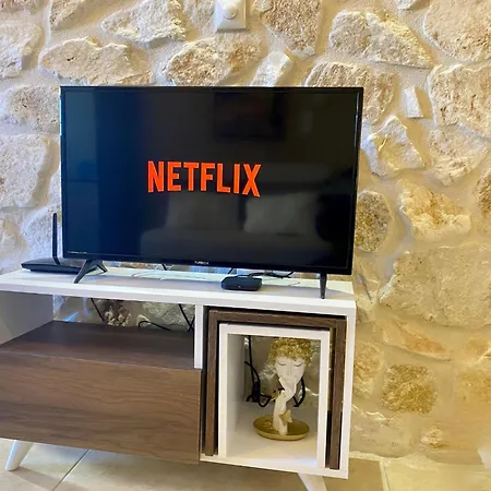 Panoraias Luxury 公寓 基帕里夏