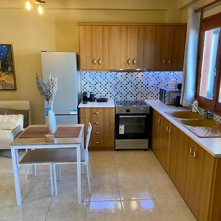 Апартаменты Panoraias Luxury Кипарисия