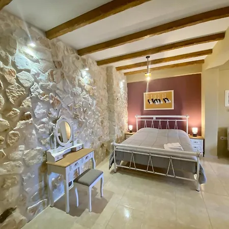 Panoraias Luxury Kyparissia