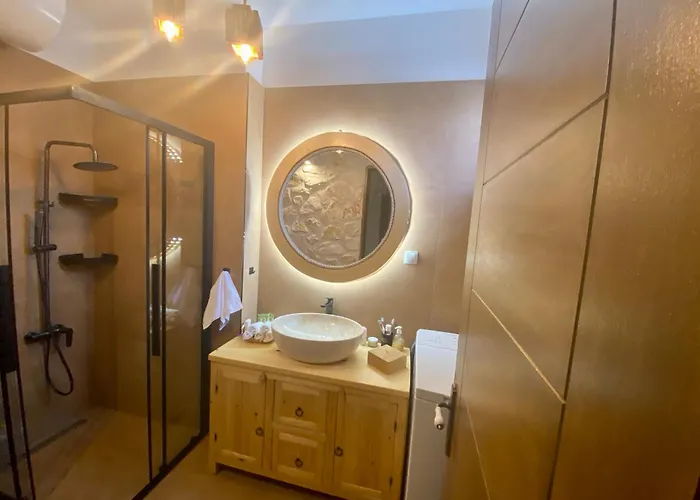 Panoraias Luxury Apartment Kyparissia