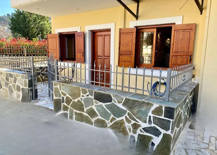 Panoraias Luxury Apartman *